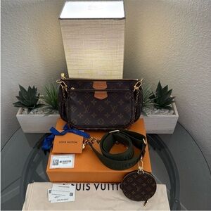 Louis Vuitton Multi Pochette Accessoires